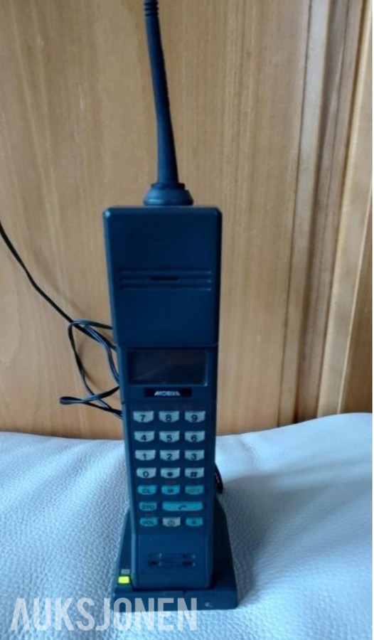 Nokia Mobira Cityman - gammel mobiltelefon fra 1980-tallet