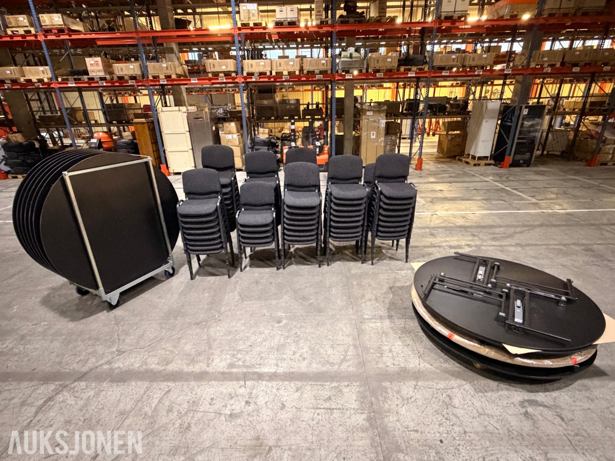 79 konferansestoler & 11 runde bankettbord med bordtralle