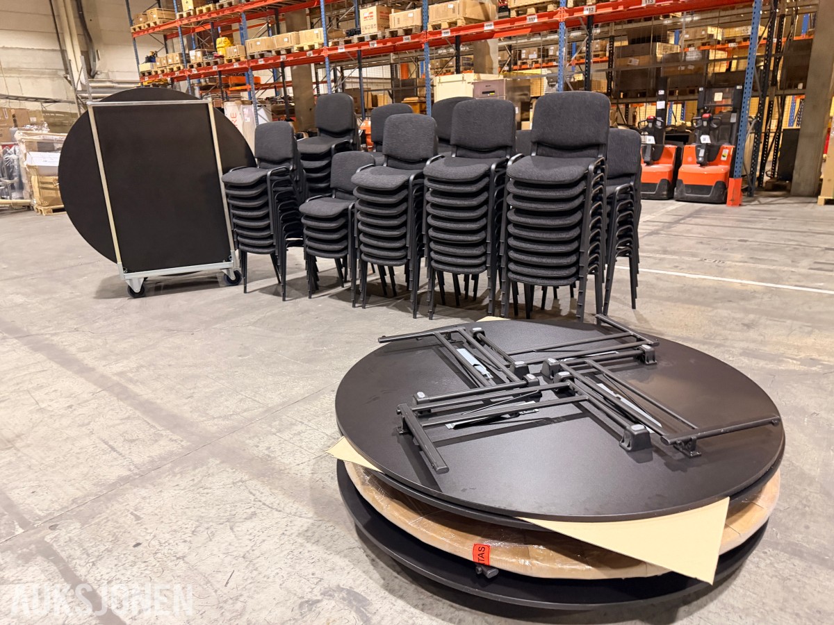 79 konferansestoler & 11 runde bankettbord med bordtralle
