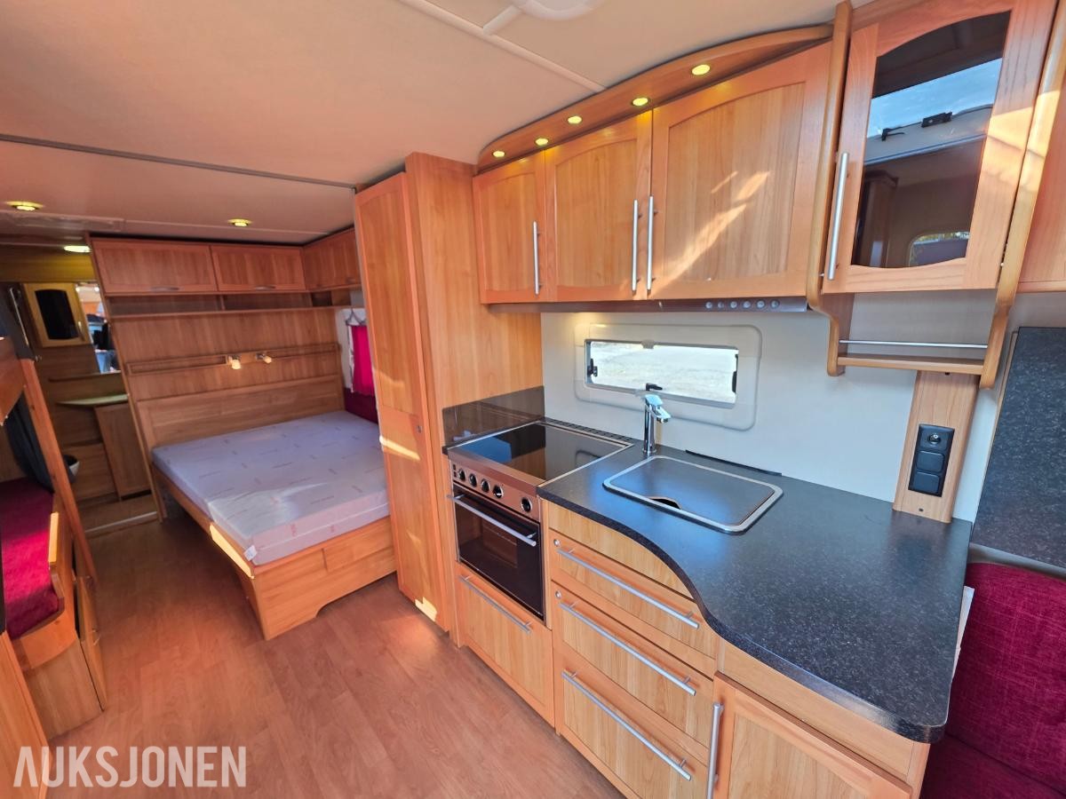 2011 Solifer 690 med køyer, dusj og solcelle - Campingvogn