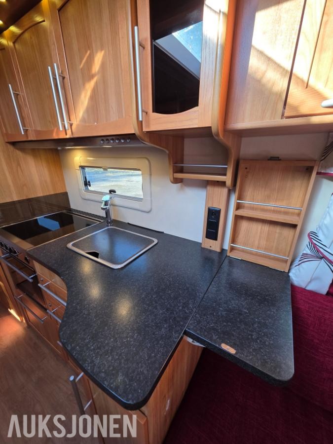 2011 Solifer 690 med køyer, dusj og solcelle - Campingvogn