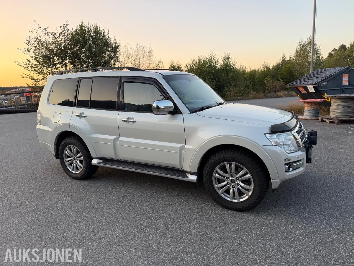 2017 Mitsubishi Pajero 3.2-190 D 4WD, 197673km