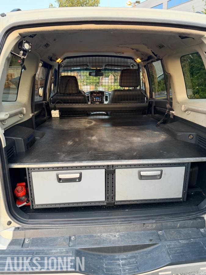 2017 Mitsubishi Pajero 3.2-190 D 4WD, 197673km