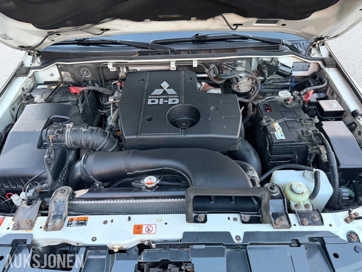 2017 Mitsubishi Pajero 3.2-190 D 4WD, 197673km