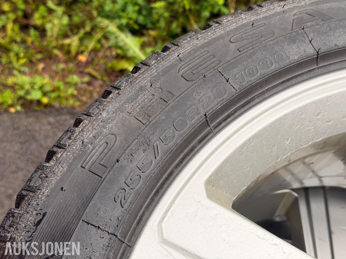 AUDI E-TRON DEKK 255/50R20 109Q