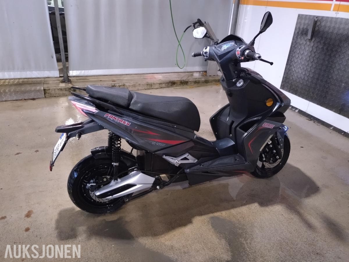 2020 EL moped - E-F11