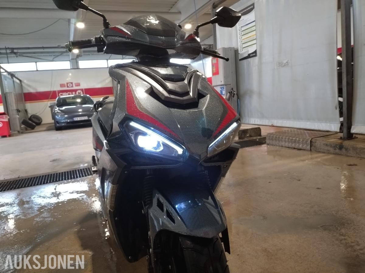 2020 EL moped - E-F11