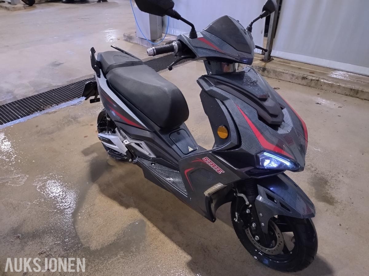 2020 EL moped - E-F11