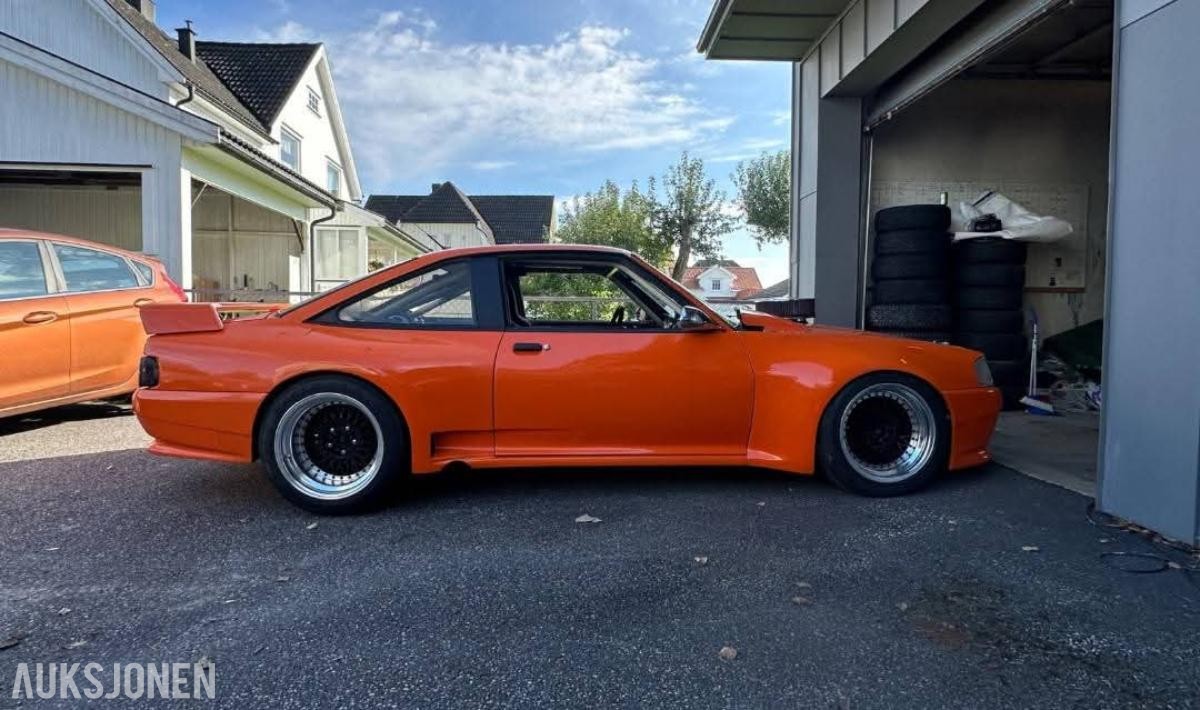 1975 Opel Manta, Grom V8 Wide body 554 HK