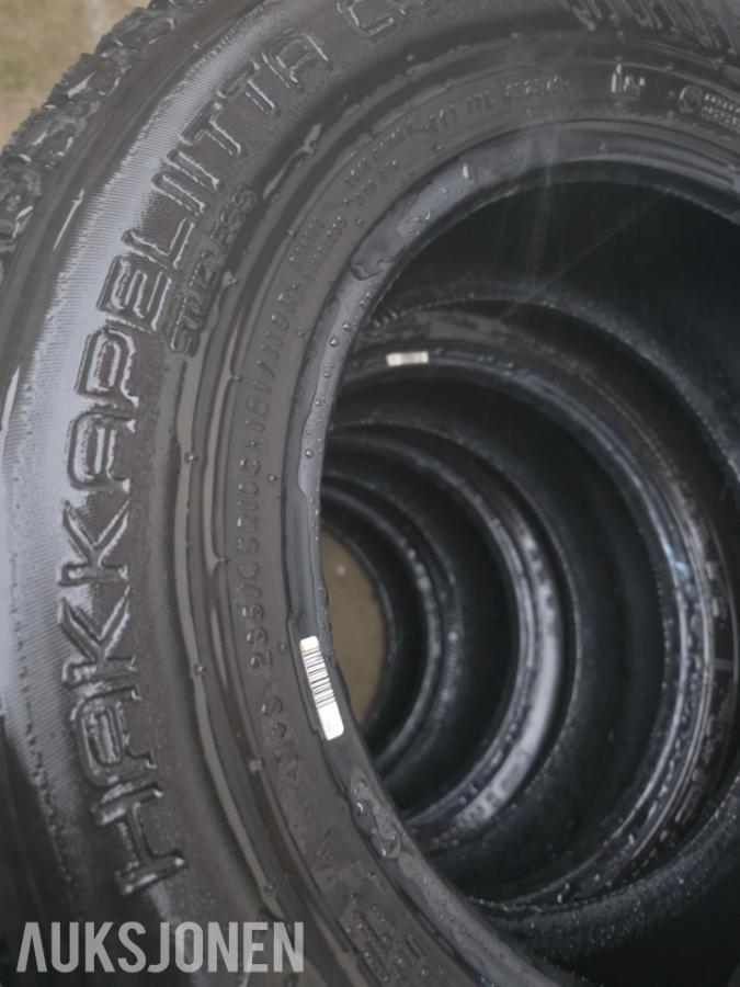 2025 Nokian Hakkapeliitta 235/65R16C vinterdekk