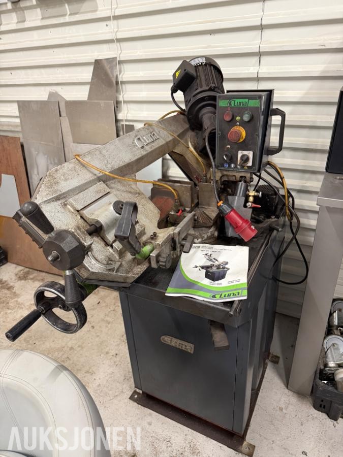 Luna MBH metallbåndsag – 400V – Hydraulisk senking