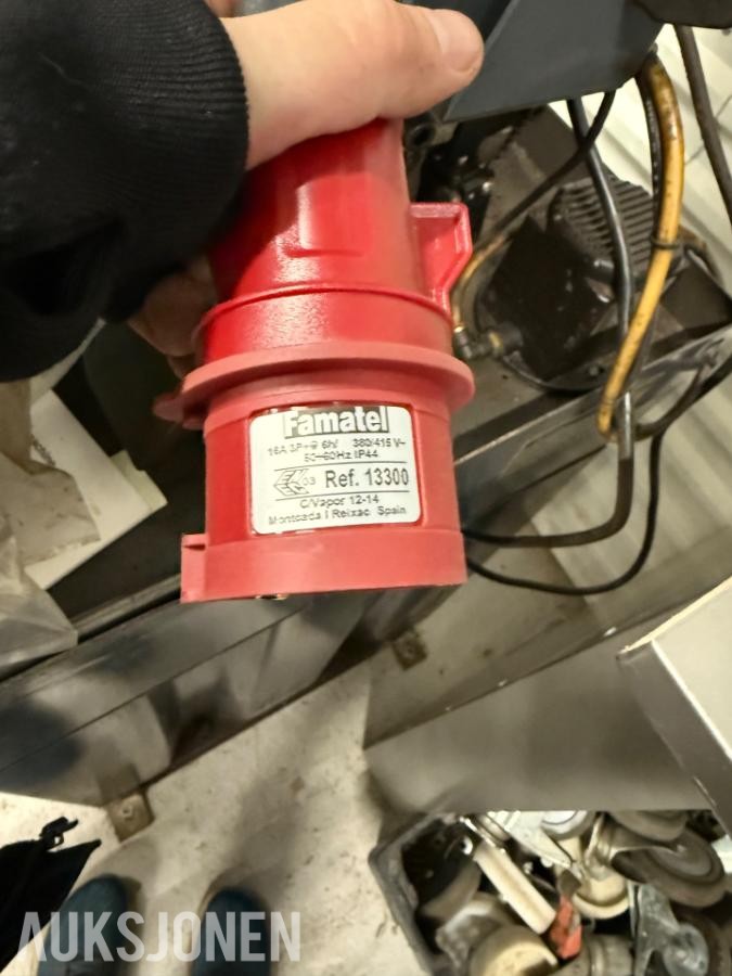 Luna MBH metallbåndsag – 400V – Hydraulisk senking