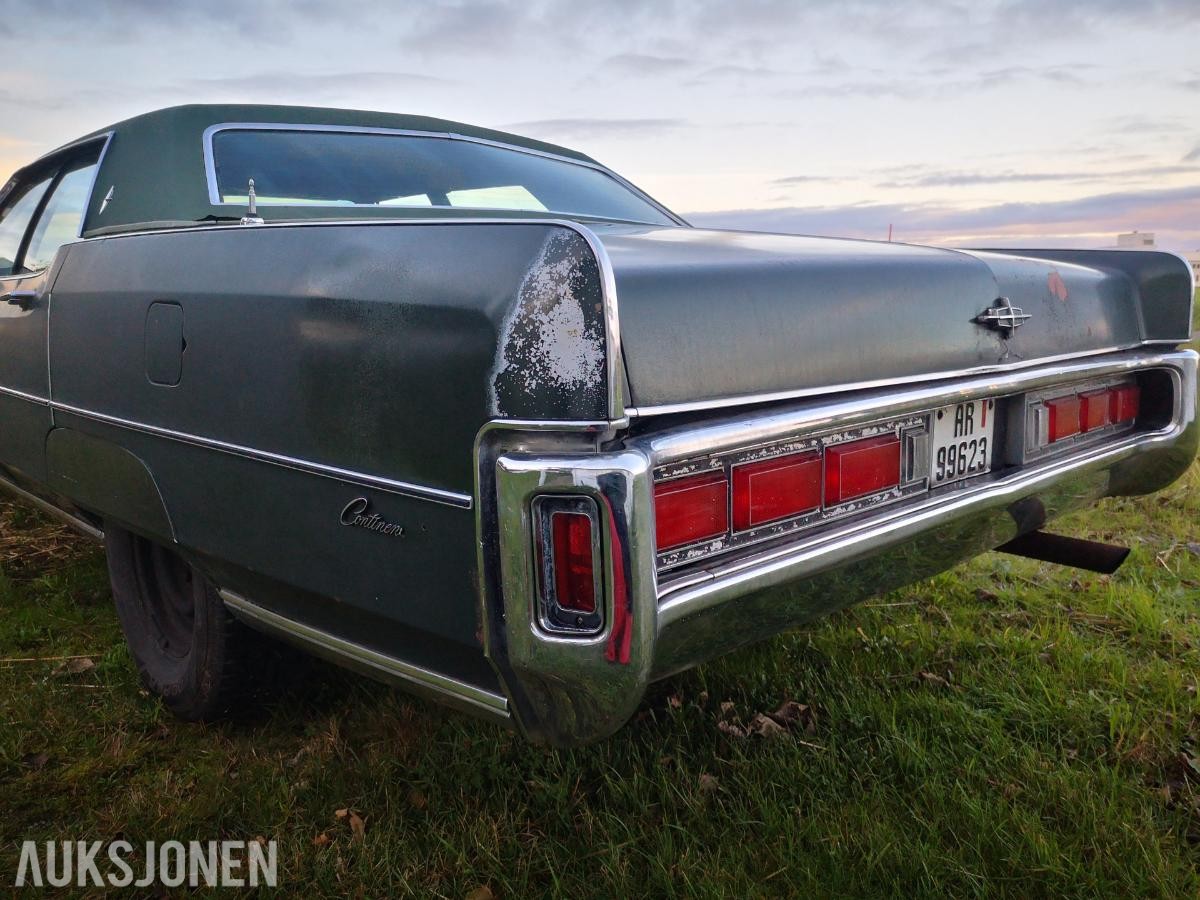 1972 LINCOLN CONTINENTAL