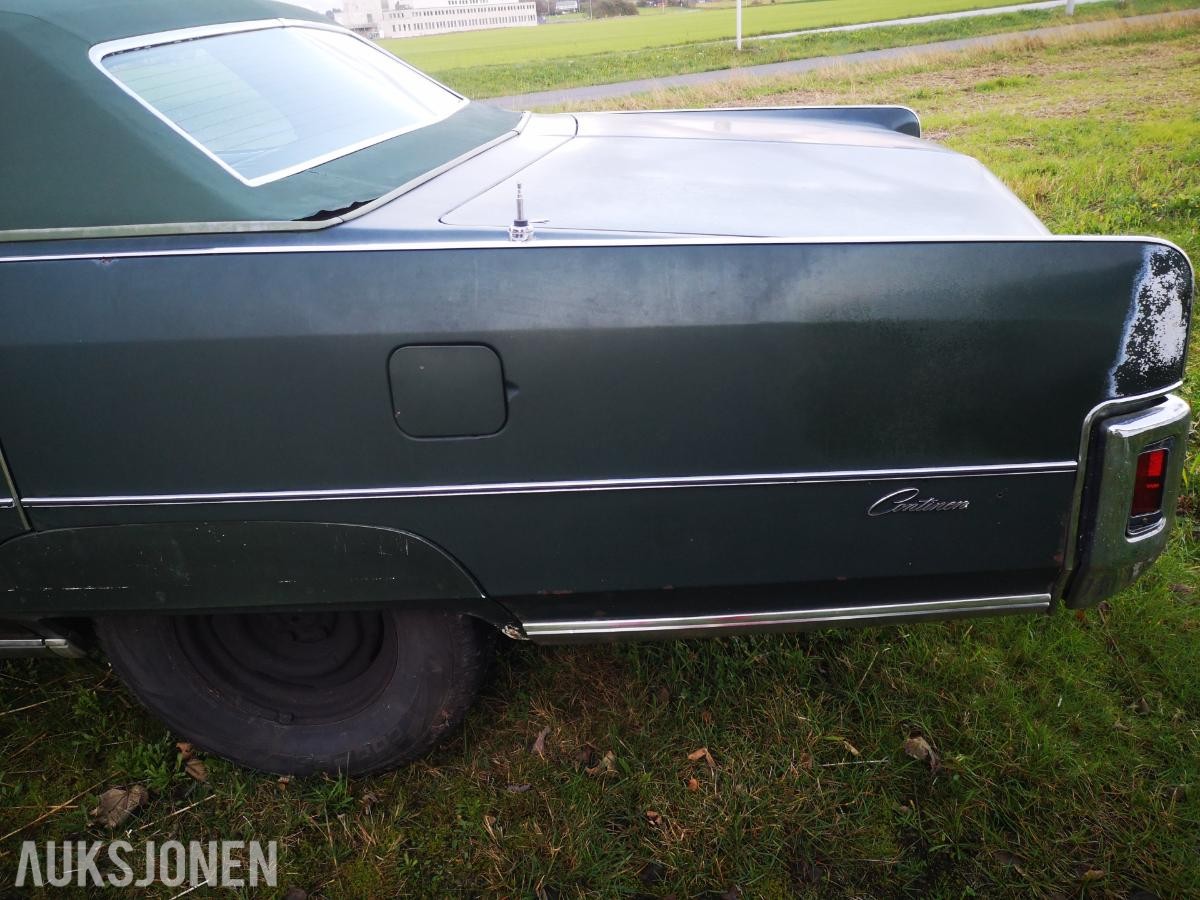1972 LINCOLN CONTINENTAL