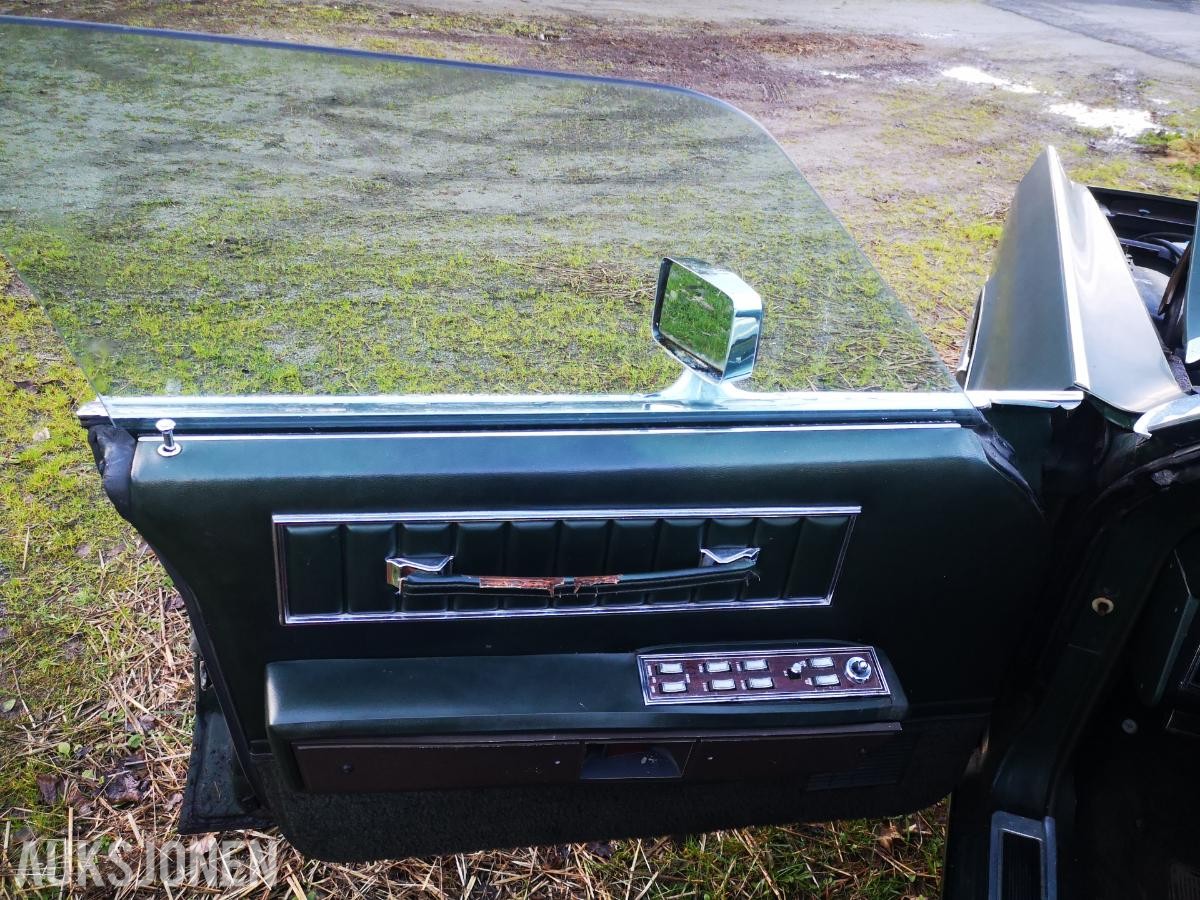 1972 LINCOLN CONTINENTAL