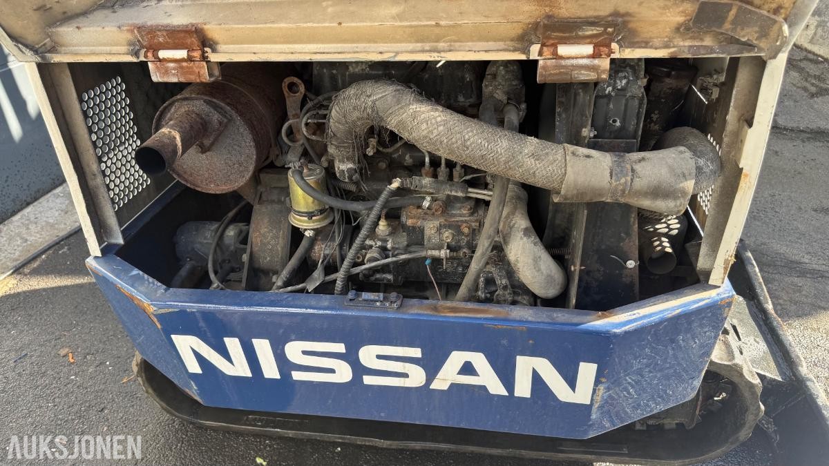 1990 Minigraver - Nissan N120 