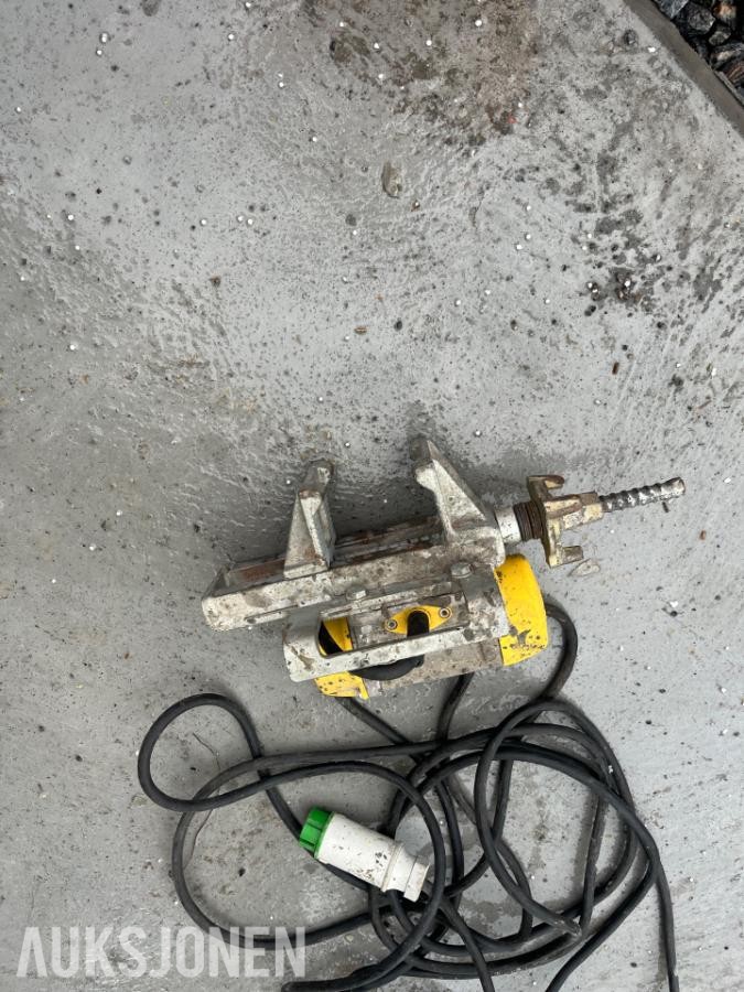 2000 Wacker Omformer og veggvibrator