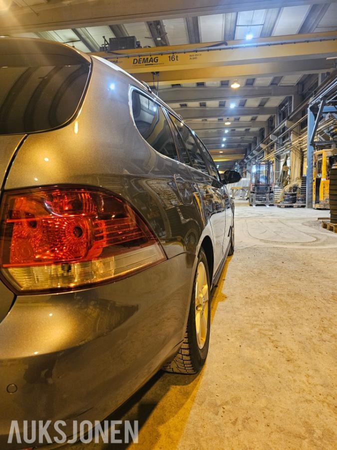 2012 Volkswagen Golf 1.6 TDI 105HK Cruisekontroll, Webasto, Hengerfeste