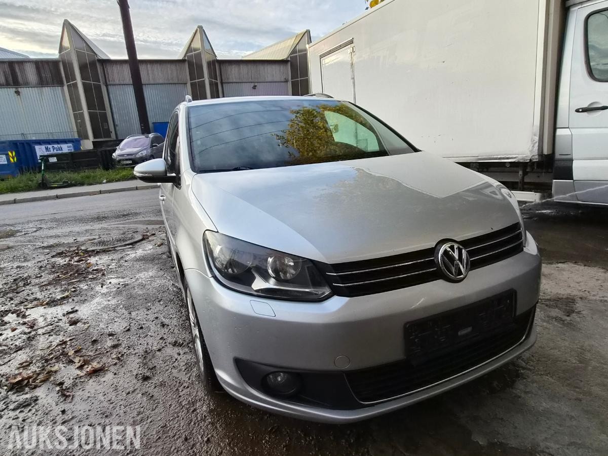 2013 Volkswagen Touran 1.6 Diesel 105hk EU godkjent til 04.2028