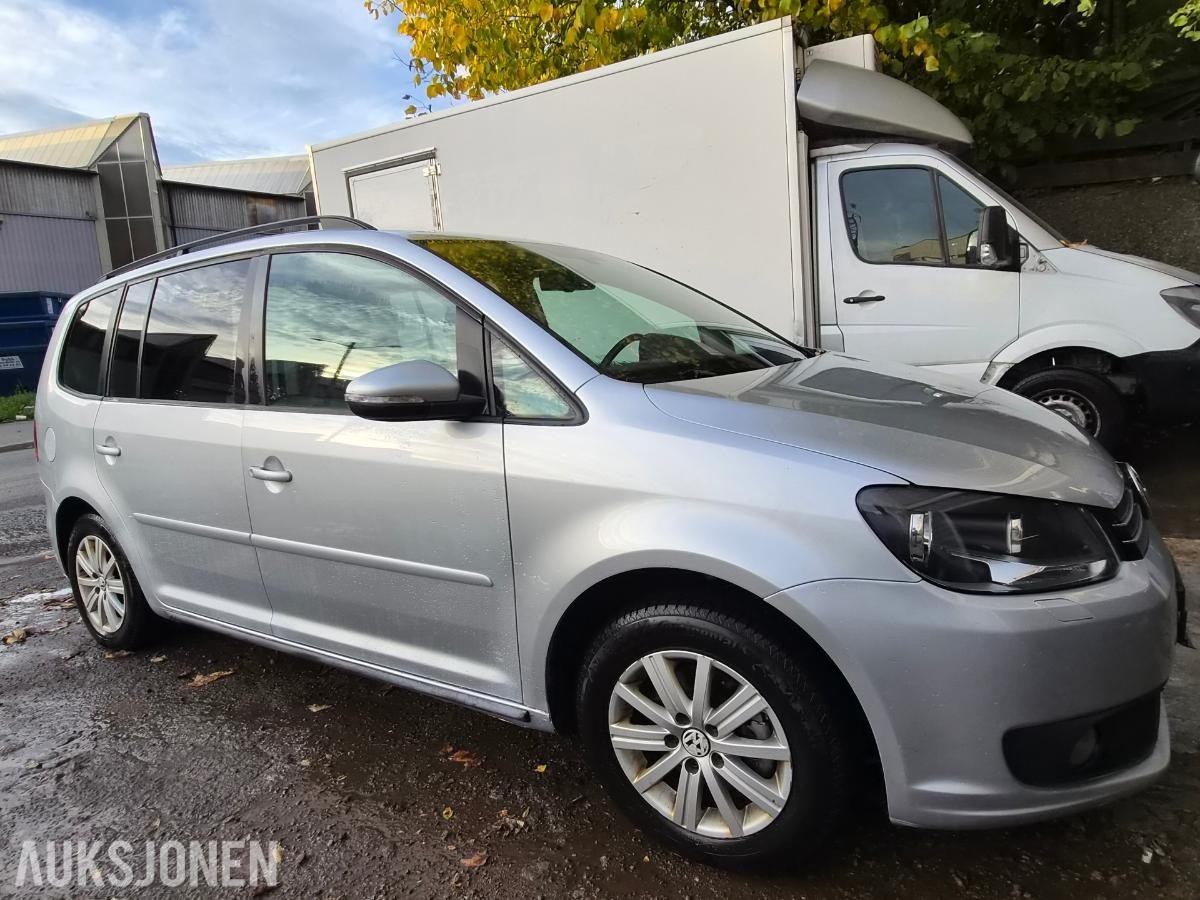 2013 Volkswagen Touran 1.6 Diesel 105hk EU godkjent til 04.2028