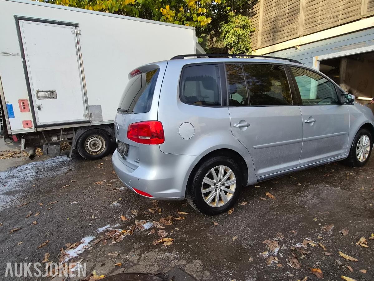 2013 Volkswagen Touran 1.6 Diesel 105hk EU godkjent til 04.2028