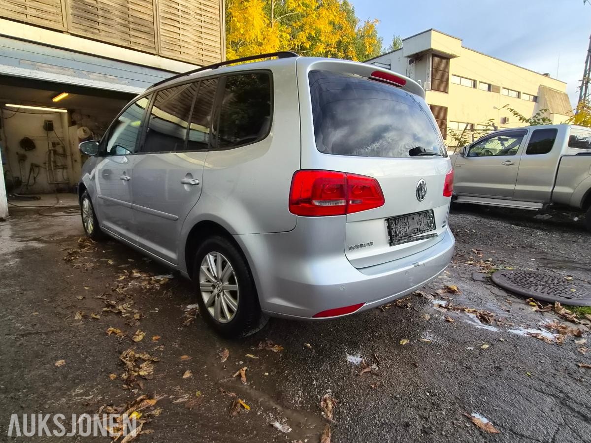 2013 Volkswagen Touran 1.6 Diesel 105hk EU godkjent til 04.2028