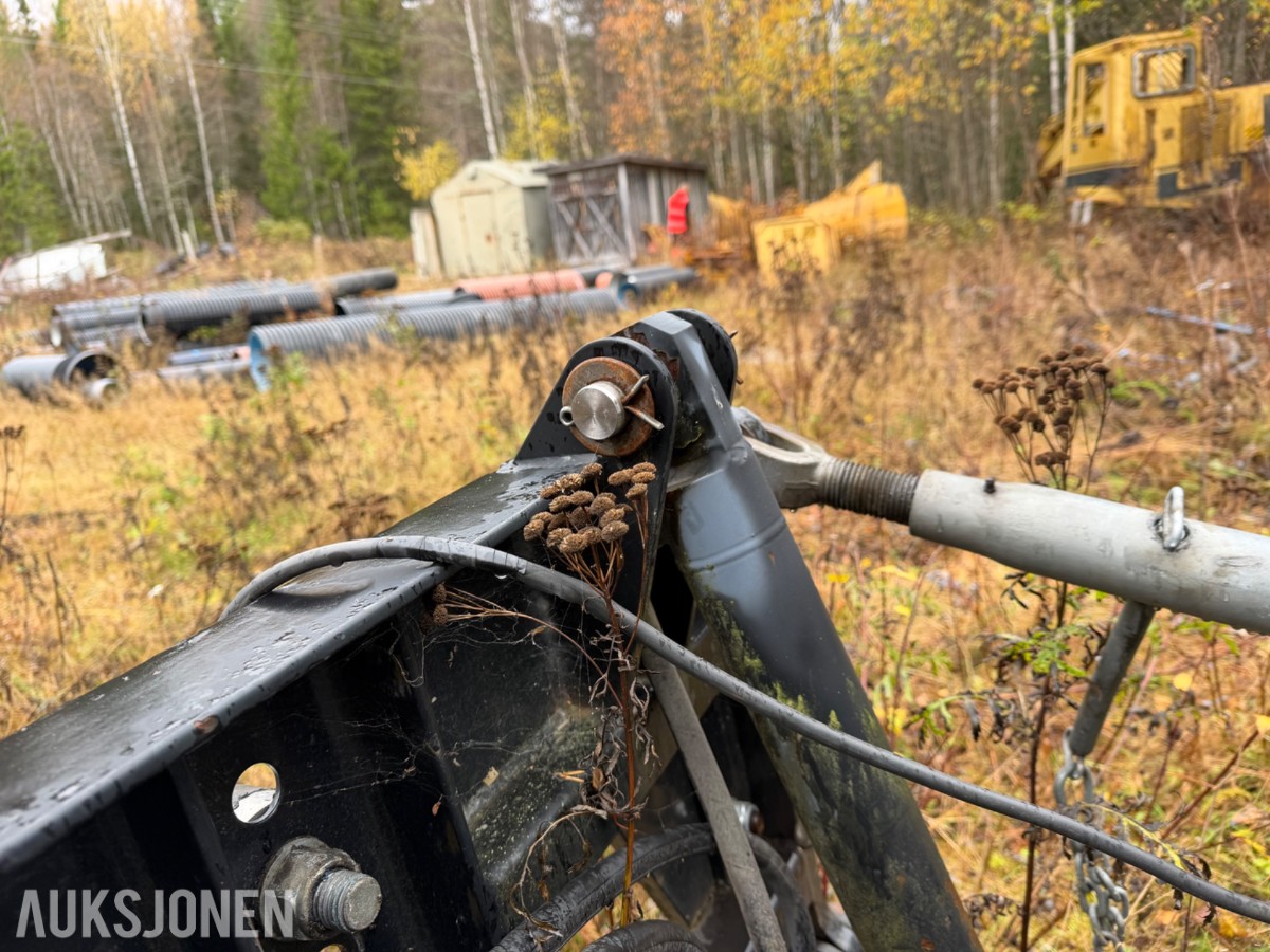 2004 mod. Øveraasen DH285D Plog til lastebil