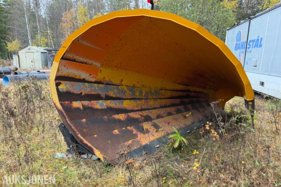 2004 mod. Øveraasen DH285D Plog til lastebil 