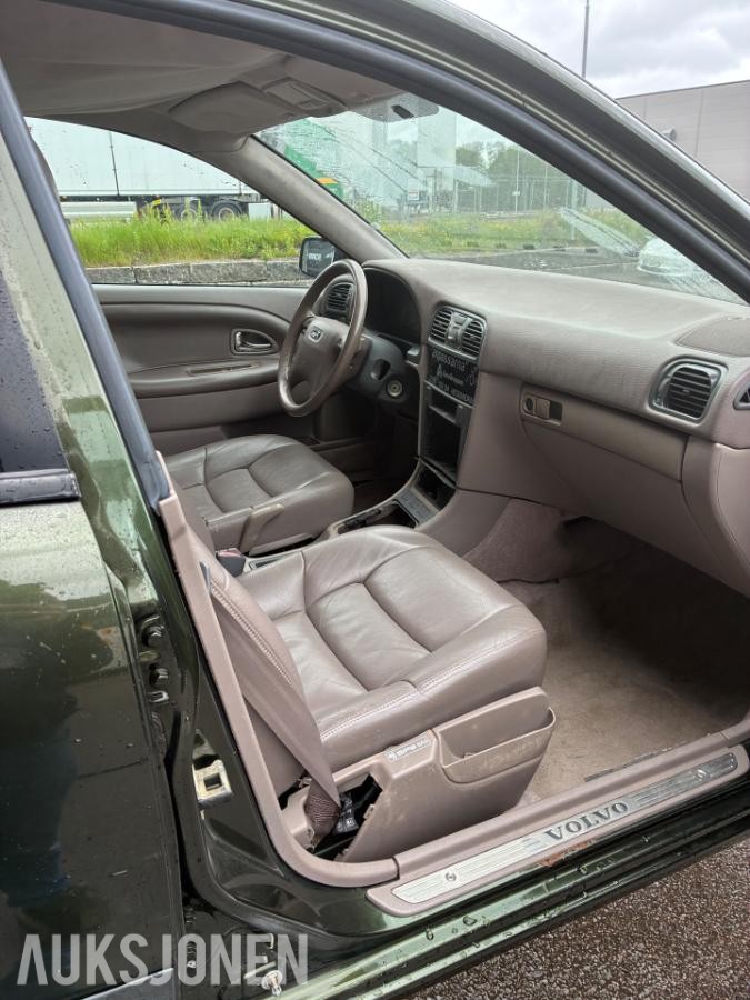 Volvo S 40 - Veltepetter Velt - belte - demonstrasjon