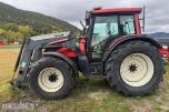 2007 Valtra N121 med vendbar førerplass. 