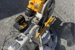 DEWALT DW017 KAPP- OG GJÆRSAG PÅ BATTERI