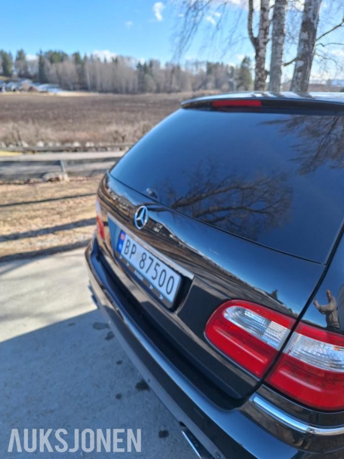 2003 Mercedes-Benz E-Klasse, E 500 5.0-306, 201320km