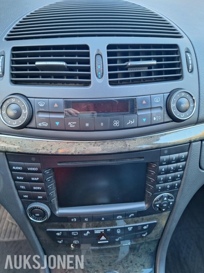 2003 Mercedes-Benz E-Klasse, E 500 5.0-306, 201320km