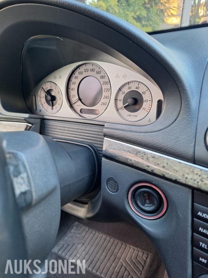 2003 Mercedes-Benz E-Klasse, E 500 5.0-306, 201320km