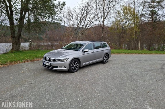 2017 Volkswagen Passat 1.6 Diesel 120hk Cruisekontroll, Hengerfeste, S+V Dekk