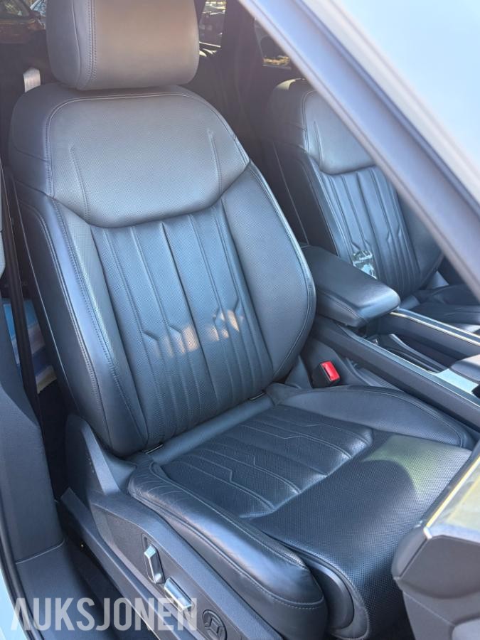 2021 Audi e-tron 55 quattro Panorama soltak, Nightvision, Hengerfeste, B&O
