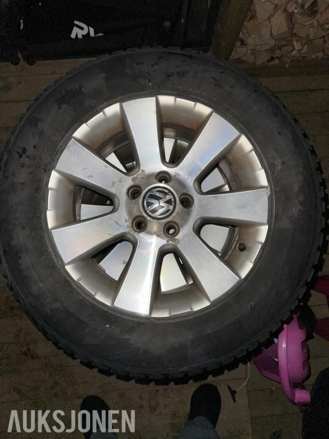 2008 Volkswagen Tiguan 2.0 Diesel 140hk 4MOTION Hengefeste, s+v dekk rep.objekt