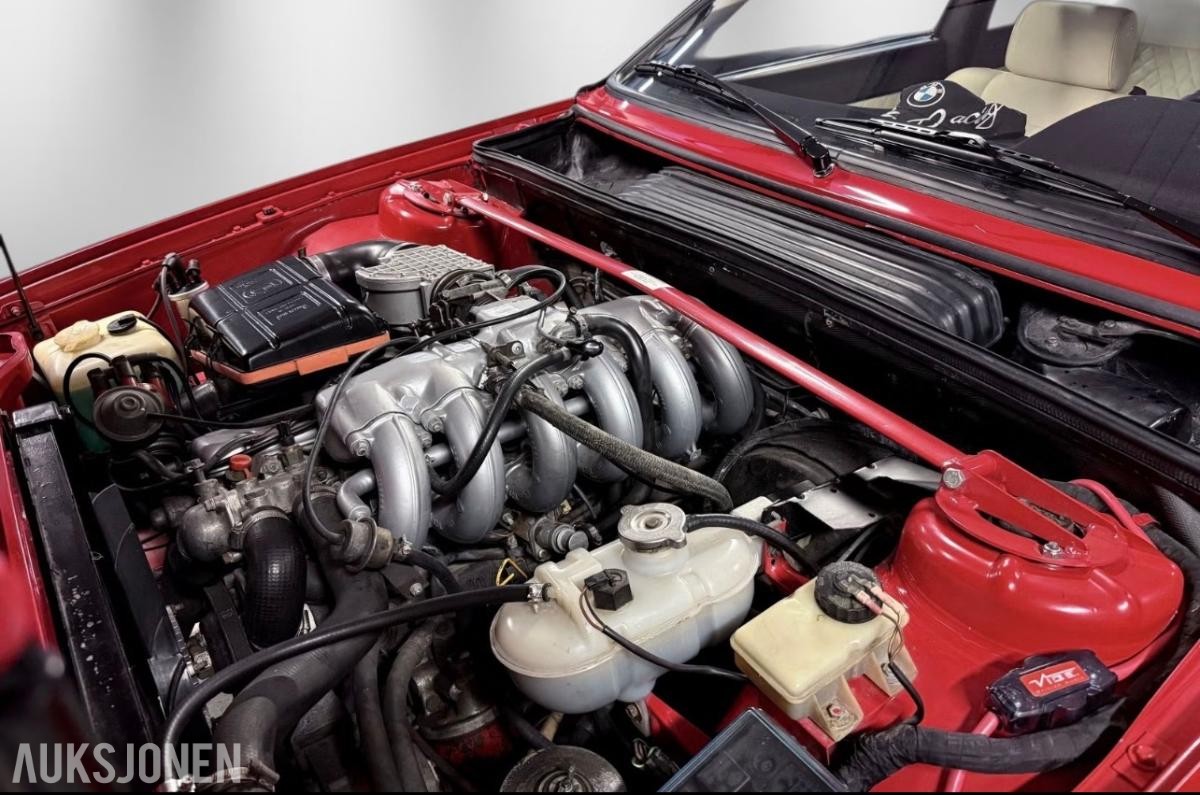 BMW 635 CSi E24 1978 – Restaurert klassiker – Reparasjonsobjekt