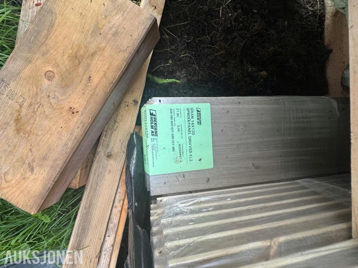 2026 Bergene Holm 14x120 Sprekkpanel Drivved - 560lm