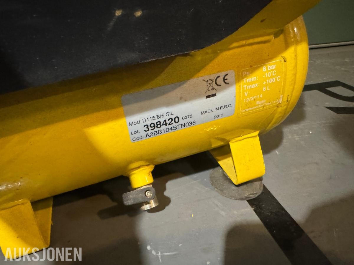 Stanley D.115/8/6 Silent luftkompressor