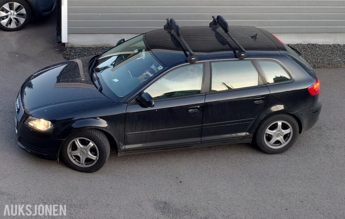 2010 Audi A3 1.6 105hk cruisekontroll s+v dekk