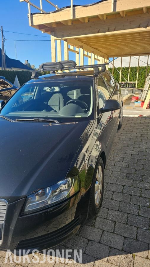 2010 Audi A3 1.6 105hk cruisekontroll s+v dekk
