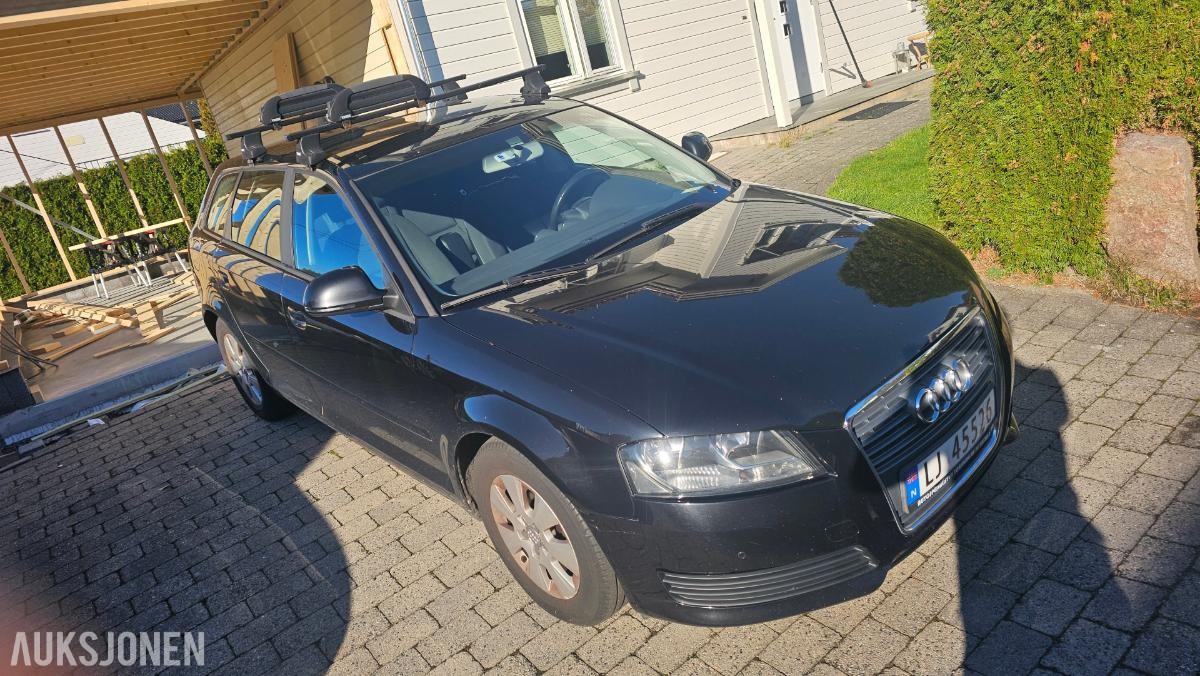 2010 Audi A3 1.6 105hk cruisekontroll s+v dekk