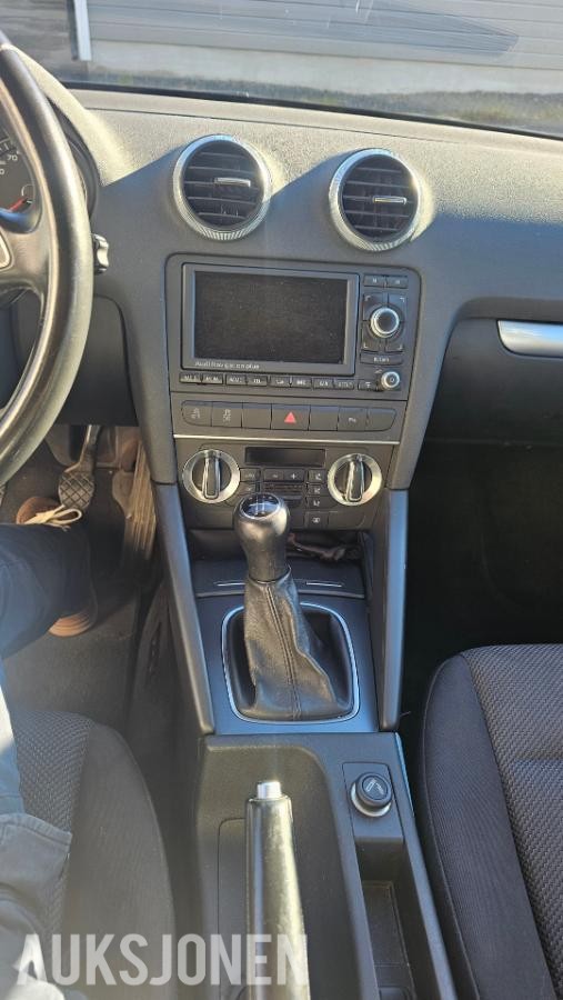 2010 Audi A3 1.6 105hk cruisekontroll s+v dekk