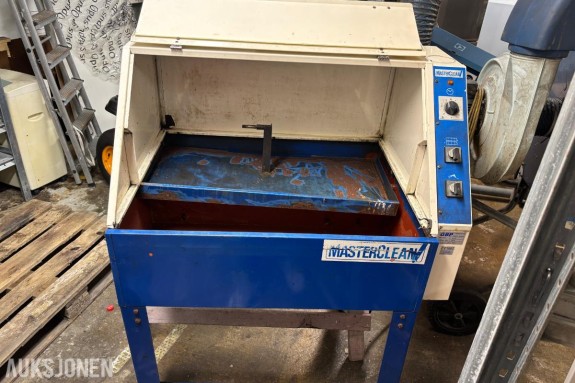 Masterclean GBP delevasker -  230 V, 1-fase - Mål: ca. 70 x 100 x H 132 cm