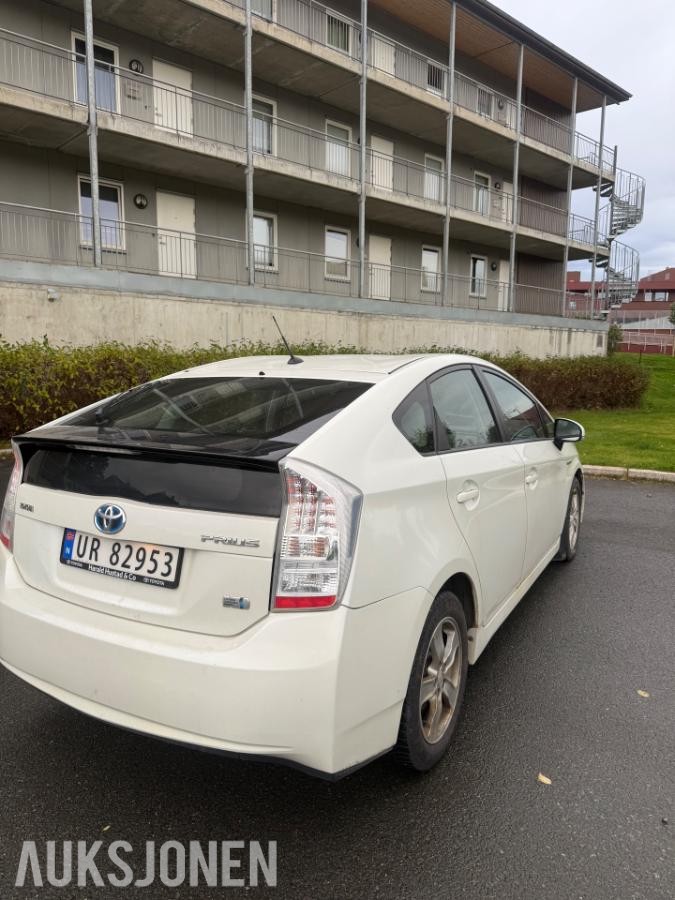 2010 Toyota Prius 1.8 99hk automat cruisekontroll eu ok 09.2028