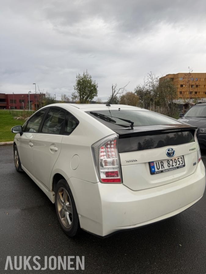 2010 Toyota Prius 1.8 99hk automat cruisekontroll eu ok 09.2028