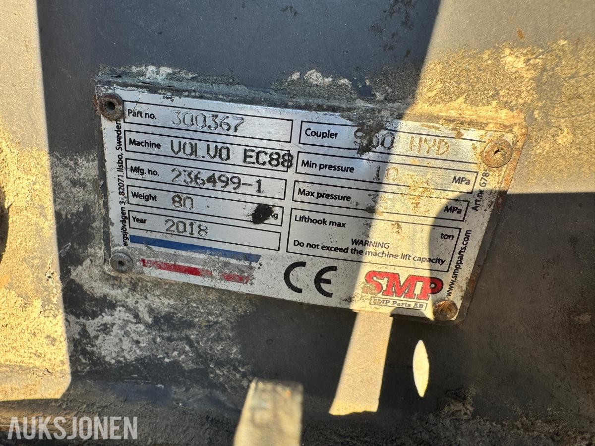 2019 Volvo ECR88D gravemaskin TILTROTATOR 2 SKUFFER SENTRALSMØRING
