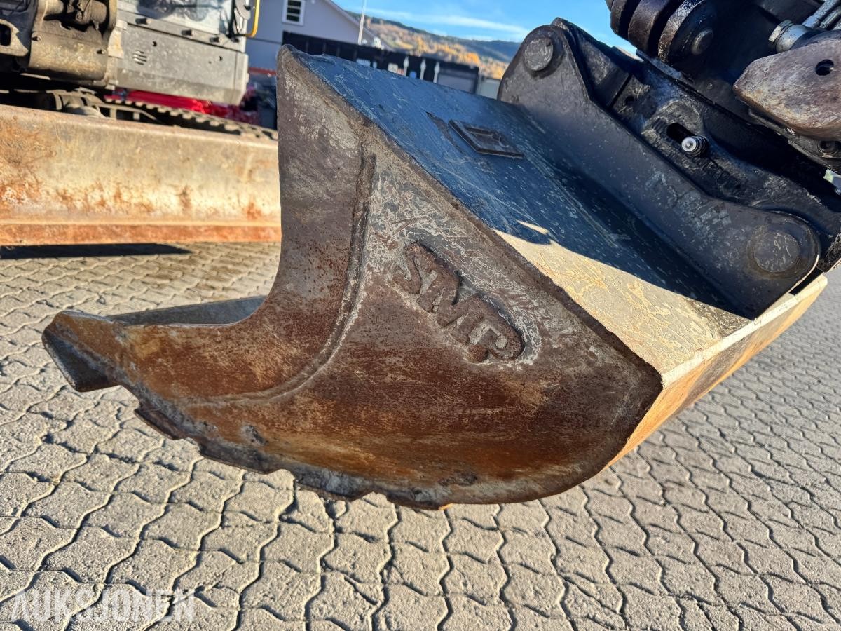 2019 Volvo ECR88D gravemaskin TILTROTATOR 2 SKUFFER SENTRALSMØRING