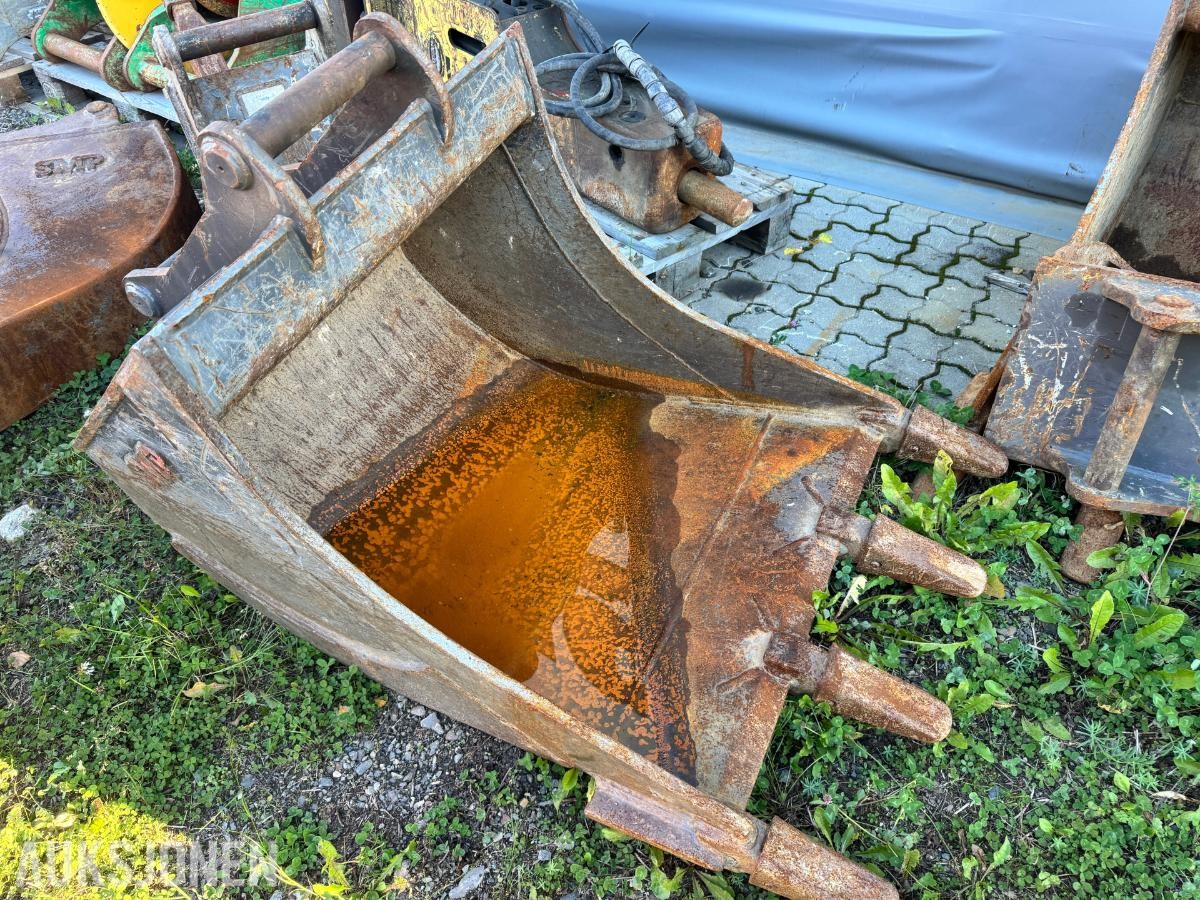 2019 Volvo ECR88D gravemaskin TILTROTATOR 2 SKUFFER SENTRALSMØRING